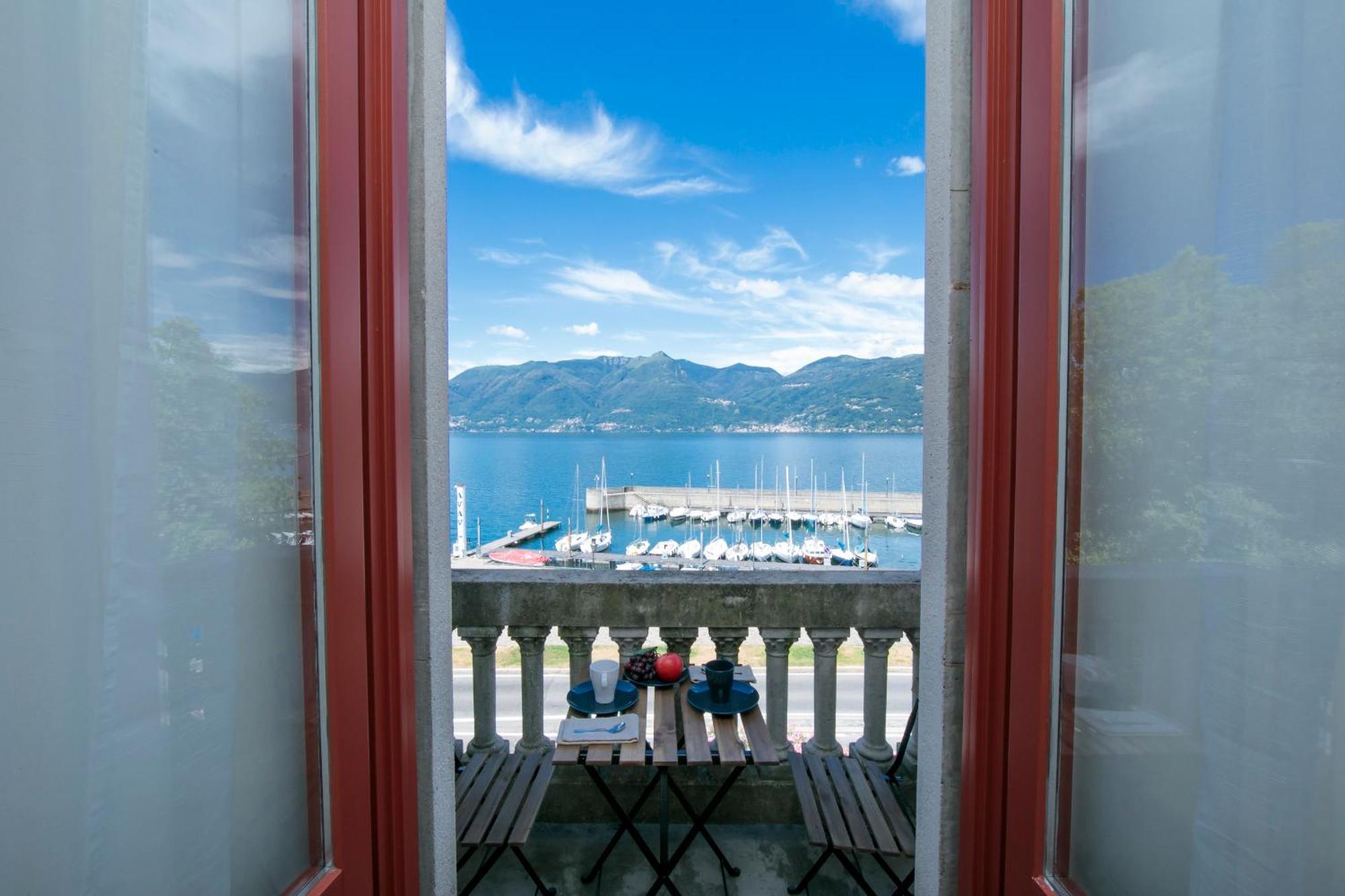 Residenza Oleandro Lake View Luino Center - Happy Rentals Екстер'єр фото