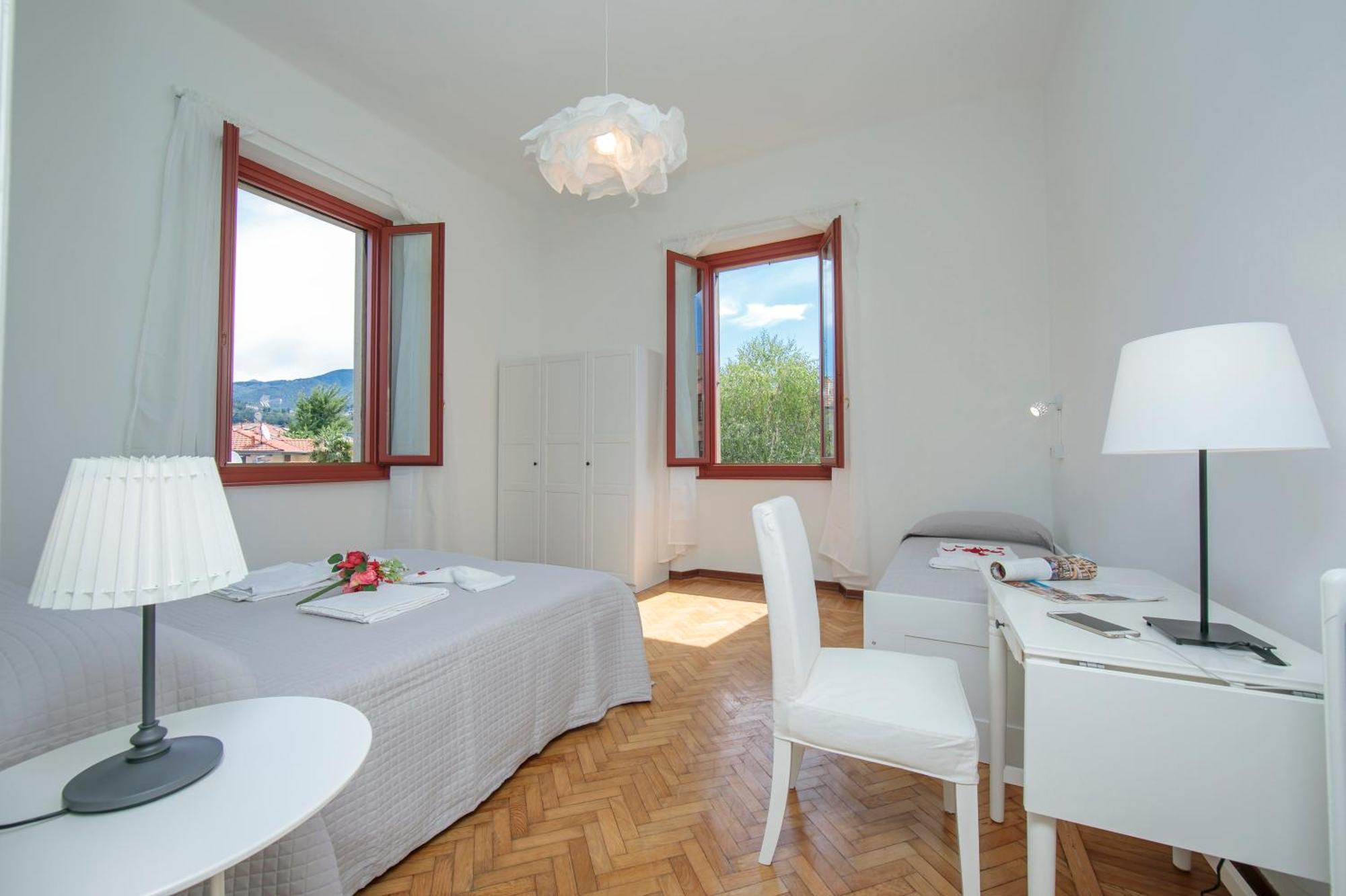 Residenza Oleandro Lake View Luino Center - Happy Rentals Екстер'єр фото